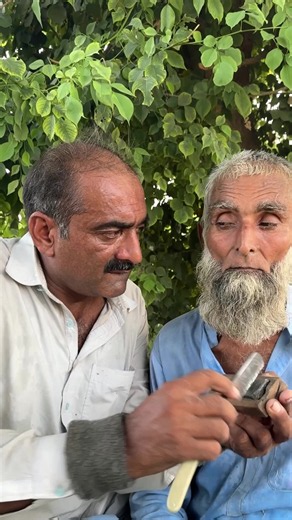 ASMR Old-Style Beard Shaving by Veteran Barber | USA & Japan