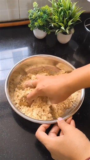 Wheat flour crispy snacks recipe #trending #shortfeed#wheatflour #crispysnacks#cooking #healtyfood