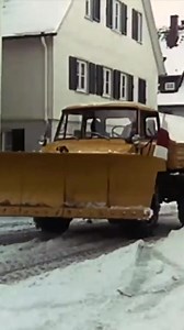 🥶❄️☃️Winterzeit. Unimog-Zeit 🤩💯 Der Mercedes-Benz Unimog im Wintereinsatz – historisches Material von 1970 aus dem Mercedes-Benz Archiv M@RS. #mercedesbenz #unimog #unimogmuseum #unimogclubgaggenau #truck #offroad #tiktok #reels #germany #madeingermany #mercedes #winter #winterservice | Unimog Community - Alles rund um den Unimog & MB-trac