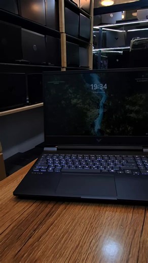 لابتوب موديل سنة بأقوا كرت شاشة وجيل 14 #عروض #تيك_توك #ترند #شعب_الصيني_ماله_حل😂😂 #لابتوب