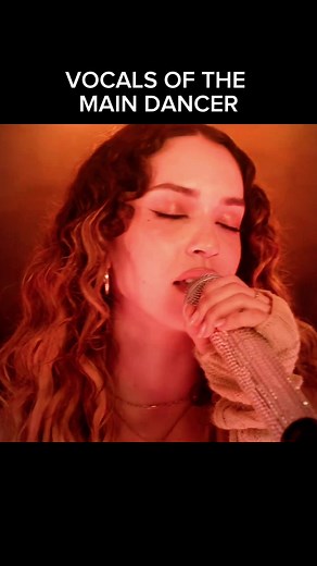 Discover Daniela Avanzini's Journey in 'Katseye'