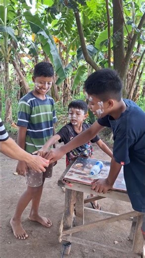 Simple Game, Big Laughs