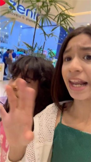 Se perdemos de todo mundo no shopping e agora como vamos achar o parque #shorts #viral