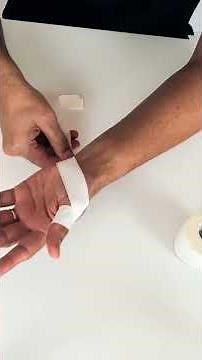 Tips for protecting your hands with adhesive tape #goalkeeper #futsal