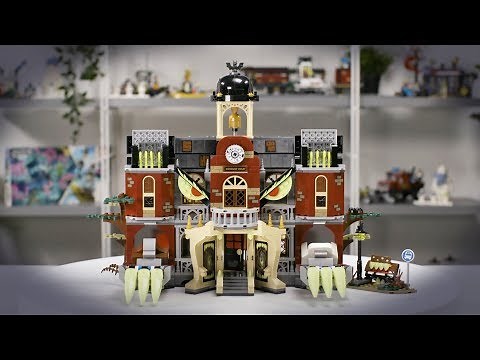 LEGO Hidden Side Newbury Haunted High School Designer Video | 70425