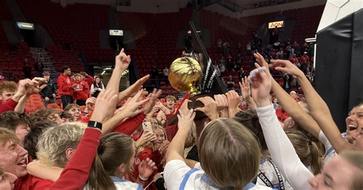 Arrowhead defeats undefeated Tosa East in double overtime to win Division 1 championship