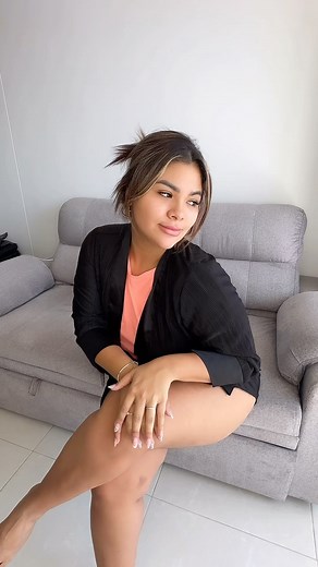 Maria Florian | LES TENGO UNA SÚPER NOTICIA: Soy una de las protagonistas del video oficial de la Feria Bonita ✨❤️ Gracias a Dios y a todo mi equipo por... | Instagram