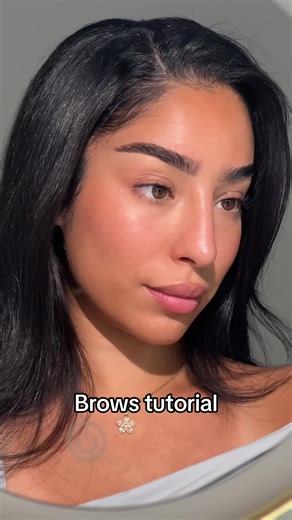 Tuto simple pour des sourcils parfaits