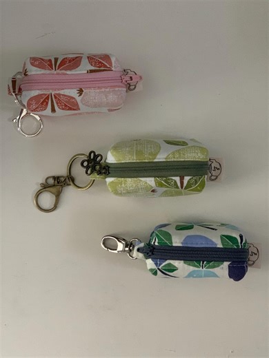 Airpods Case & Coin Purse - Tiny Zippered Bag Charm - Etsy