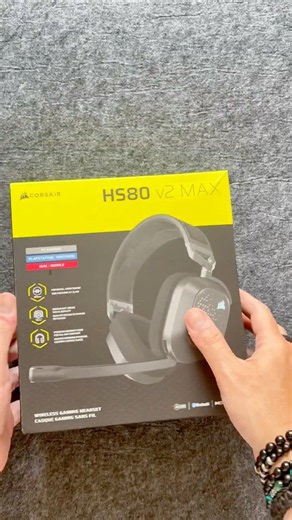 CORSAIR HS80 v2 MAX Wireless Unboxing