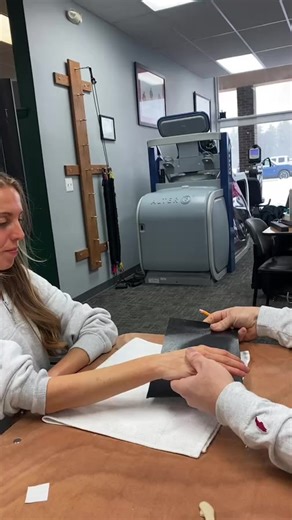 Hand Therapy Academy on Instagram: "Hand based radial gutter"