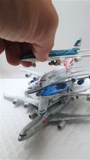 Diecast model airplane airlines plane collection #diecast #airplane #aviation #shorts
