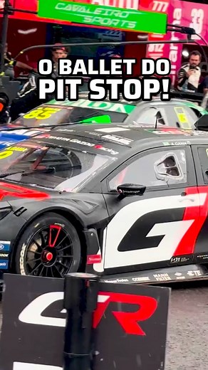 15K views · 316 reactions | Normalmente, durante o pit stop, todas as atenções ficam voltadas para o trabalho dos mecânicos nos pneus, mas nesse vídeo fica clara a importância de cada membro do time, cada um com sua função, sincronizados buscando o mesmo objetivo! | Full Time | Facebook