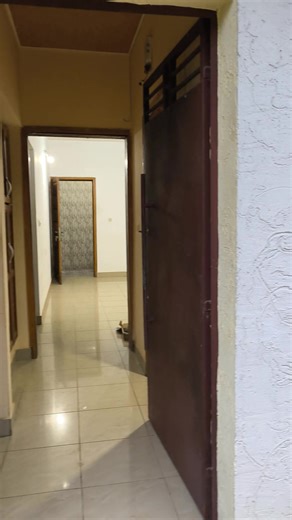 A louer Chambre salon à Bingerville Addoha Avec 2 douches Terrasses avant et arrière Loyer : 125.000 conditions 5 mois Je suis au 01 02 74 78 29/05 03 41 40 20 #mars2026 #bingerville #pourtoi #alouer #danyduc