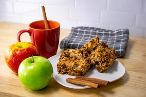 73K views · 105 reactions | Plan a heart-healthy holiday menu with this scrumptious DASH-friendly Apple Coffee Cake. Don’t be surprised when your family demands seconds!  ❤️ https://www.culinary.net/videos/item/1208-create-a-heart-healthy-holiday-menu | Culinary.net | Facebook