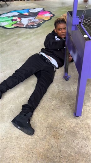 Key Hood on Instagram: "AYE YALL FAV SHOW ON 😭😂 !! Somebody asked for a sweet tooth episode so I made Deep fried Oreos!"