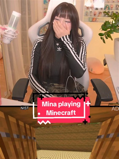 Mina playing Craft attack 14 a German Minecraft server with other famous german streamers on twitch #upminaacos #twitch #upminaa #minecraft #cosplay @twitch.tv/upminaa @mina