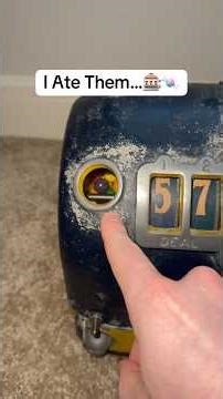 I Ate Gum Out Of A 100 Year Old Slot Machine…🎰🍬