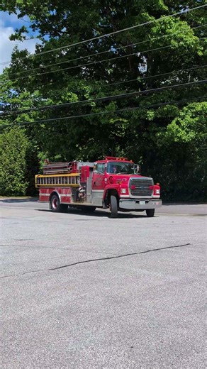 Rumney Ford Fire Engine Posing for Photos #FireTruck #FireEngine