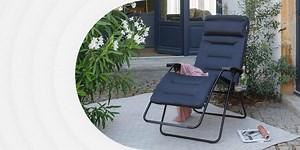 What the Heck is a Zero-Gravity Chair? Here's Why You'll Want One This Summer.