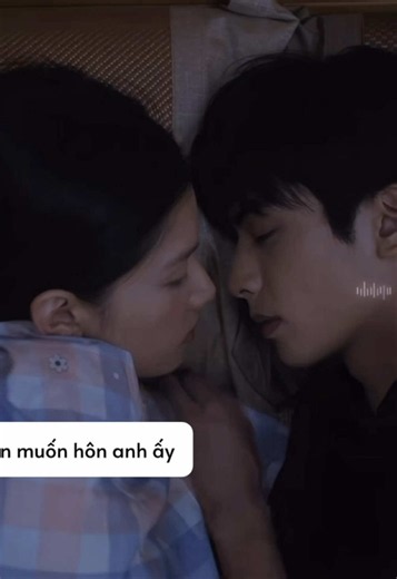 Thấy bảo trong truyện Miêu Tĩnh vừa thi đại học xong cái là 2 người bùm chéo luôn đúng k nhỉ? 😆Nếu thế thì tui thích lên phim kiểu này hơn, chứ như truyện chắc k qua kiểm duyệt mất 😂 🎬Phim: Chó hoang và xương - Love for you - 野狗骨头 ✨Diễn viên chính: - Na9: Tống Uy Long vai Trần Dị - Nữ9: Trương Tịnh Nghi vai Miêu Tĩnh #chohoangvaxuong #tonguylong #truongtinhnghi #songweilong #zhangjingyi