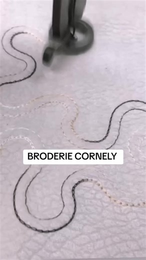 Vidéos de @Lock (@lock.lock_l1) avec Papa Bakoye (feat. The Solar System) - 2010 Remastered Edition - Alpha Blondy