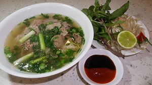 Cách nấu phở nhanh ‘tốc hành’ dành cho người bận rộn