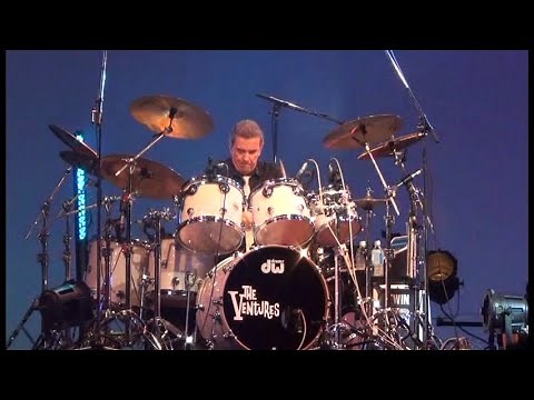 THE VENTURES "WIPE OUT"