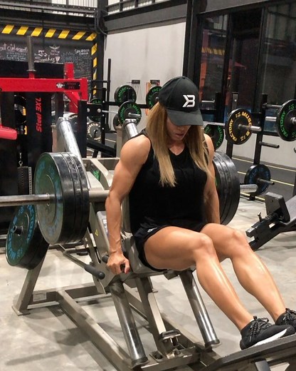 Penpraghai “Fón” Reiss on Instagram: "Prepare for your best 💪💪💪 be ready!!! 💣💣💣#fitnessmotivation #fitfam #fitinspiration #outdoorfitness #sunsetgram #fitfam #fitspo #naturelovers #gym #gymlove #fitlife #fitness #bodybuilding #naturephotography #fitspiration #fitnessinspiration #bodybuilder #fitness #fitspo #fitnessaddict #fitspiration #igfitfam #guyswholift #sunsetporn #instasunset #gymlove #gym #gymlife #swoldier #fitfamily #justlift #igfitfam"