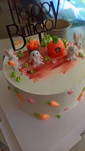 Spring-Themed Birthday Cake Decoration Ideas