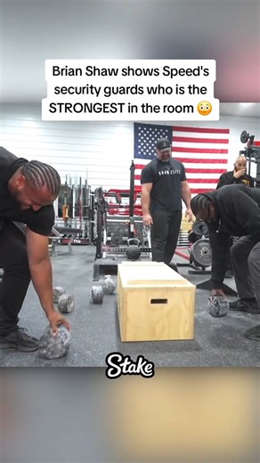 Showing IShowSpeed's security real strength 💪 | Brian Shaw