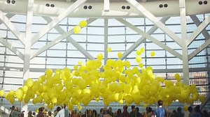 Prudential TV Spot, 'The Prudential Balloons Experiment'