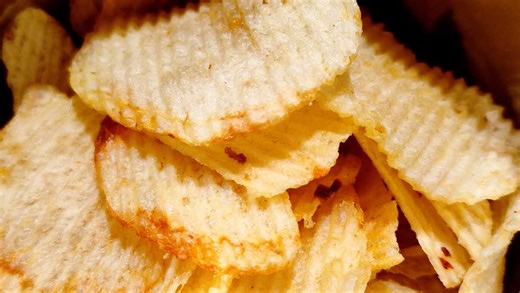 Behind every crunch: The surprising science of potato chips