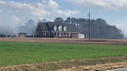 11K views · 71 reactions | A woods fire broke out Monday on N.C. 55 in Western Craven County. Officials have shut down 55 due to the fire. | WCTI News 12 | Facebook