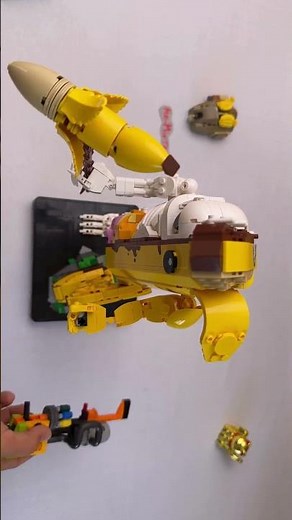 Insane LEGO Banana Mech vs Robot Hand Battle! 🍌🤖 You’ve Never Seen This Before!