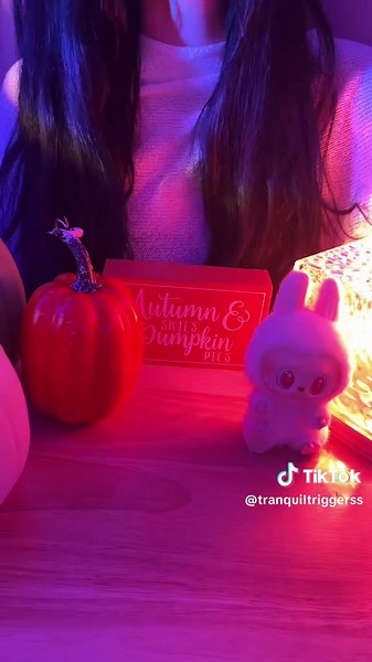 Breathtaking Face Brushing ASMR for Relaxation