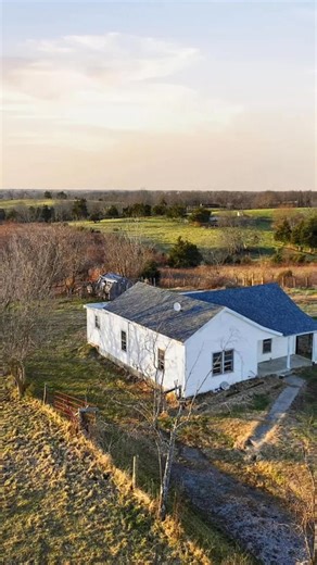 Gorgeous Mini-Farm - 9 Acres - $149,900 | Old house