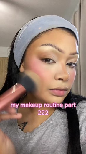 red eyeliner is backkkkkkk | Makeup