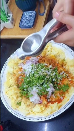 Aaloo k kabab recipe in 1 minutes 😋 Sehri Special #alookekabab #sehriideas #ramzanrecipes #recipe