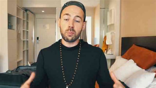 Story Of The New Dragon Logo