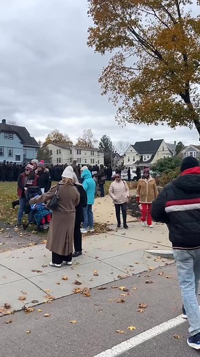 Veterans Day Parade lining up! Come on downtown! | City of Brockton