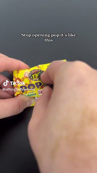 Follow along for more firework tips and tricks 🥰 #fireworksafety #safefireworks #bestfireworks #bestfireworksever #tntfireworks #fireworklover #firecracker