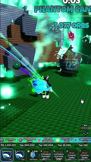 Surviving Impossible 99.99% INFINITY Lucky Block in Escape Tsunami 🌊😱 #roblox #shorts #robloxedit