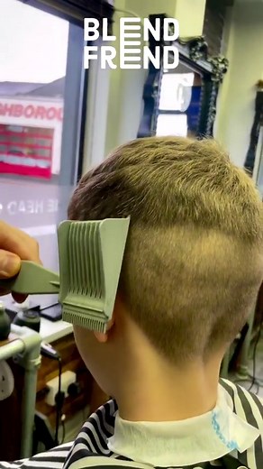 😎INSTANTLY blend hair with this comb!! . BLEND FREND is consistent, easy to use & requires no experience!! . 👉www.blendfrend.com . #menshair #menshairtutorial #menshairtips #barber #fade #haircut #hairtutorial #lifehacks #fyp #reels #barbertool #menshaircut #foryoupage #trending #hair #instagood #instahair #instahacks #couplegoals #fyp #fypシ #trendingreels #trend #barberlife #homehairdresser #homehaircut #haircuttingeducation #shorthair | Blend Frend