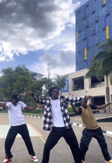 Exploring Rwandan Culture Through Mumu Intore Dance