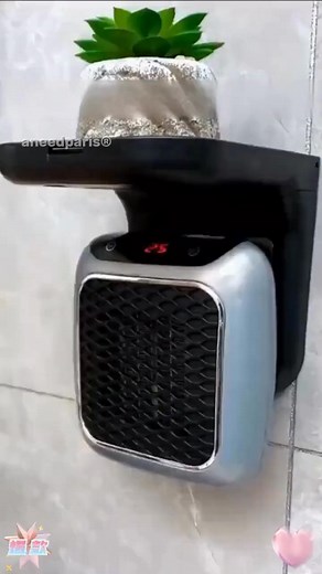 🔥 Chassez le froid hivernal d'une simple pression sur un bouton ! 🔥 Ce radiateur mural de 800 watts transforme le froid arctique en confort tropical, tandis que son thermostat intelligent et sa minuterie réduisent considérablement vos factures d'électricité ! ❄️⚡🌡️ ✅ Puissance de chauffage instantanée de 800 watts : réchauffe votre pièce en 90 secondes, sans temps d'attente ! 🕒🔥 ✅ Réglez-le et n'y pensez plus : commandes intelligentes, programmation de la température/du temps, économisez 40