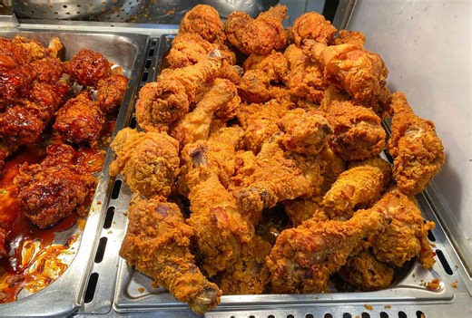 The Walmart $5 Deli Meal Is So Delicious It Might Surprise You