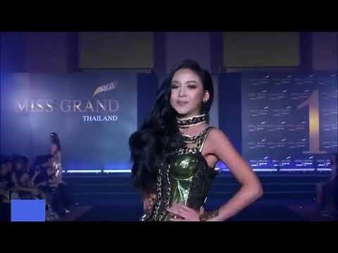 Models Falling Down Compilation--High Heels fall-part-1