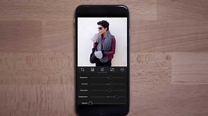 Darkroom, A Quick and Powerful iPhone Photo Editor With Customizable Filters
