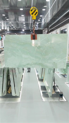 Premium natural stone with a smooth apple-like color, offering a refreshing feel. An excellent choice for countertops, floors, walls, and stairs, delivering unique beauty. #marble #naturalstone #marbleslab #greenmarble #stonedesign